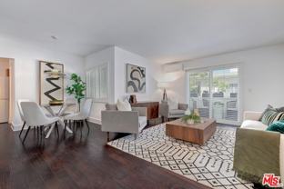1535 Granville Ave #207 - Photo 1 of 1