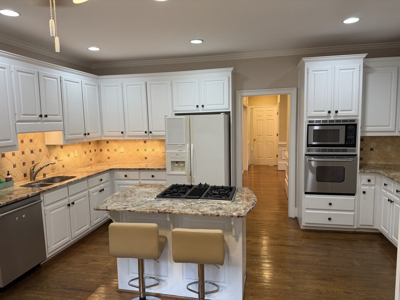 3716 Harts Ct #NA - Photo 4 of 32