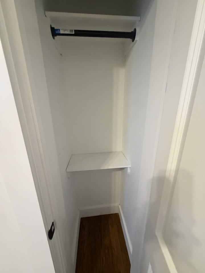 48 Bergen Ave #2B - Photo 7 of 12