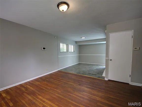 108 Perthshire Rd #NA - Photo 2 of 10