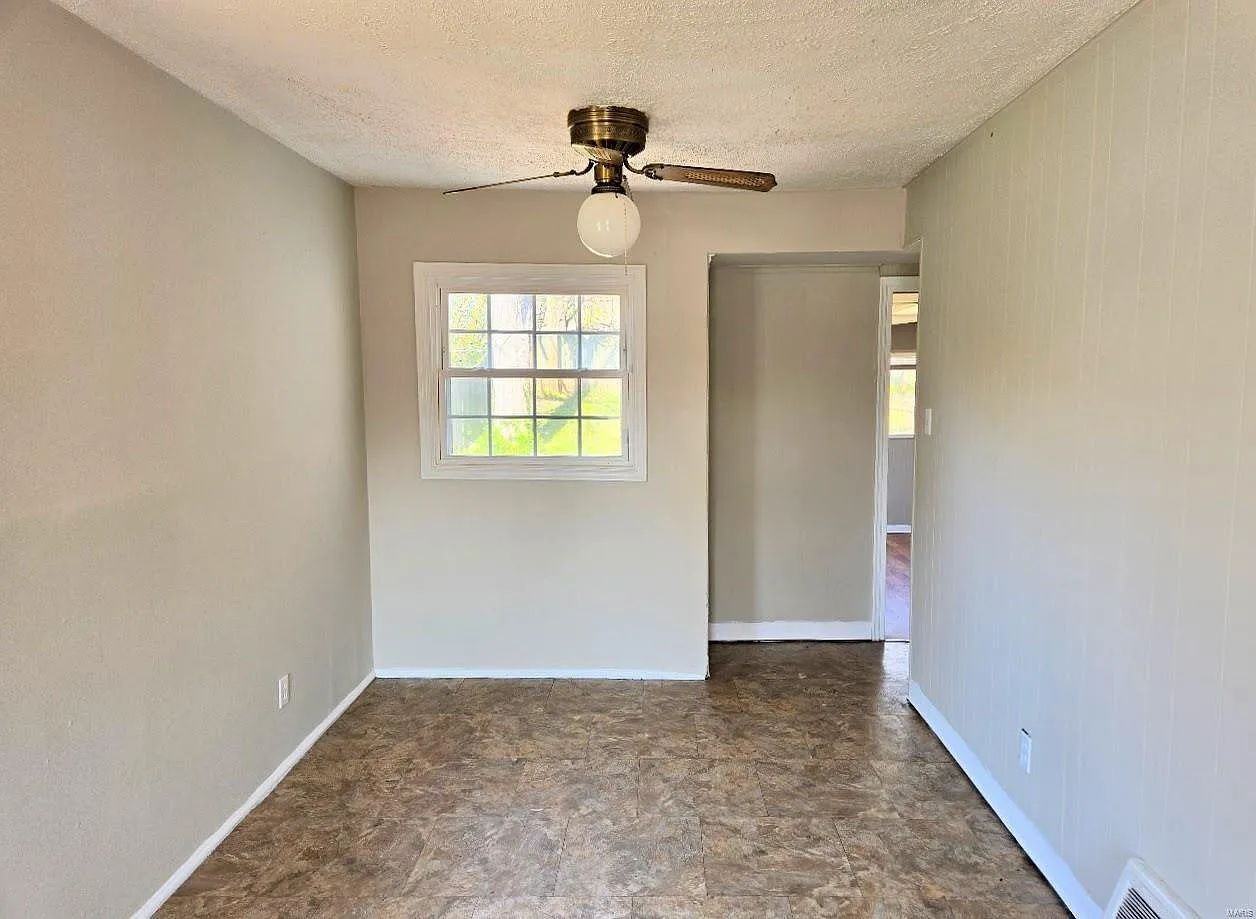 141 Cameron Rd #NA - Photo 3 of 9