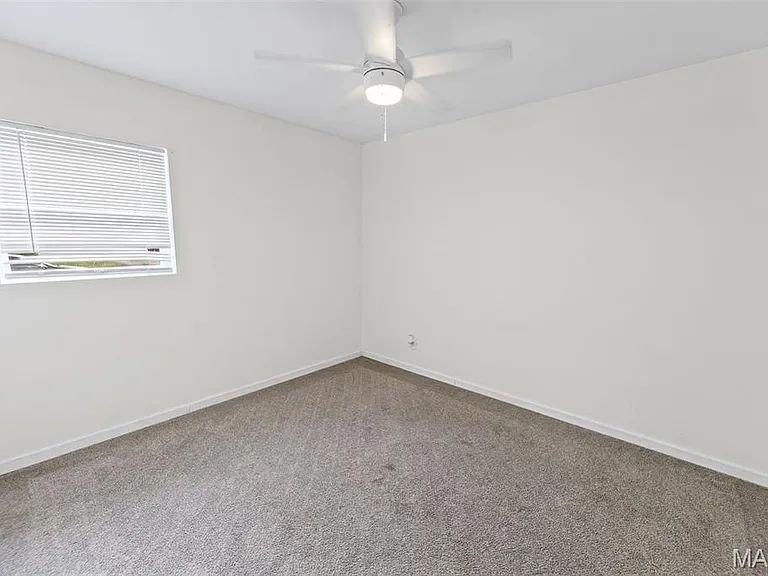 805 E 5th St #NA - Photo 4 of 9