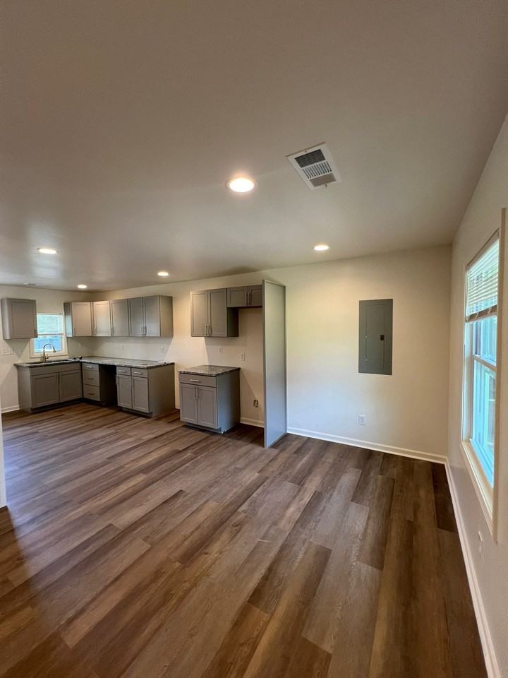 2314 Mark Trl #NA - Photo 2 of 17