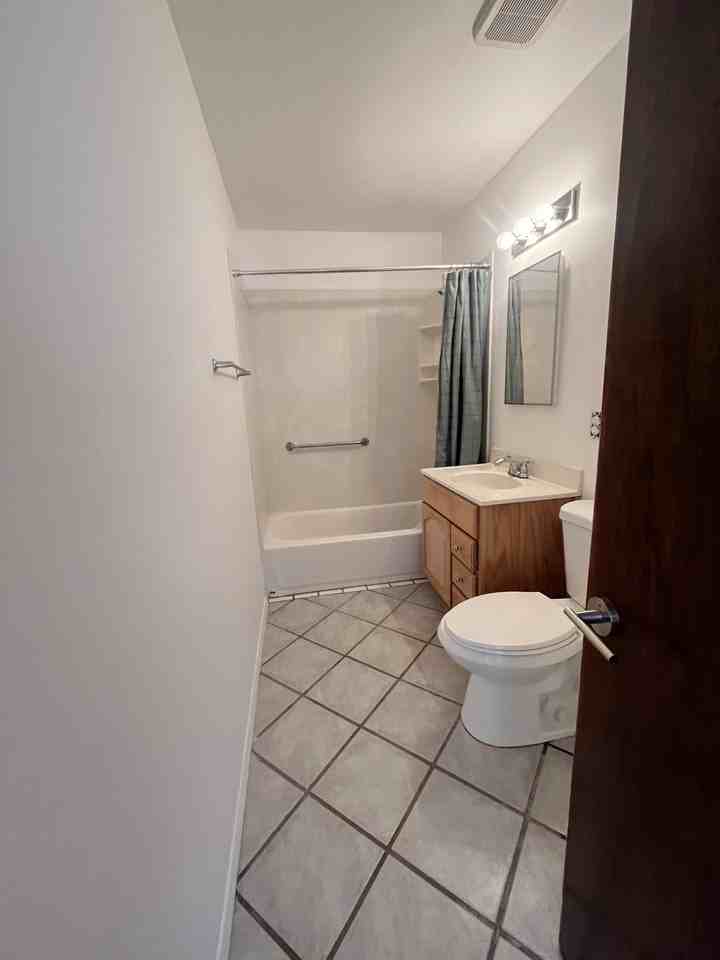 801 Valencia Dr Se #NA - Photo 5 of 10