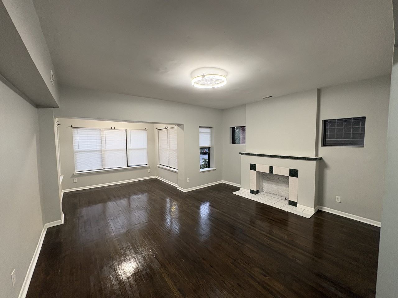 3252 W Washington Blvd #1W - Photo 2 of 11