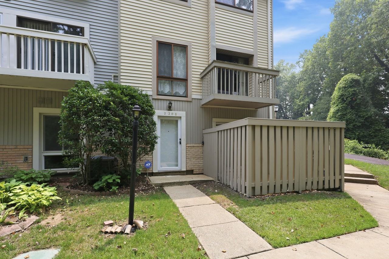 7208 Jillspring Ct #25C - Photo 2 of 16