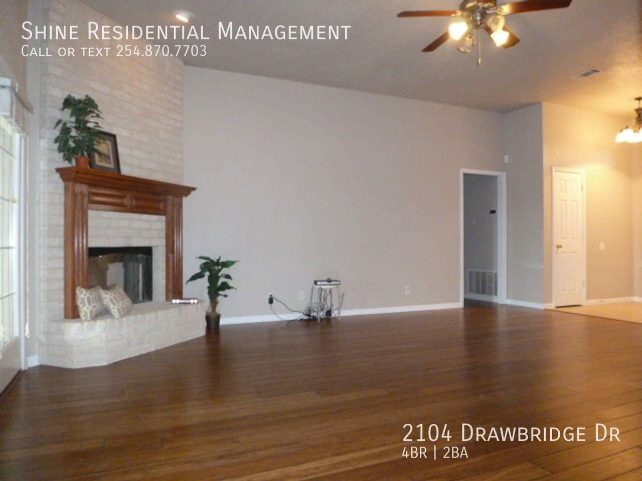 2104 Drawbridge Dr - Photo 6 of 30
