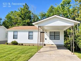 923 N Frederick St - Photo 1 of 1