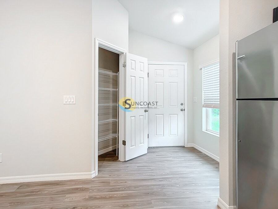 123 Lomond Dr - Photo 7 of 20