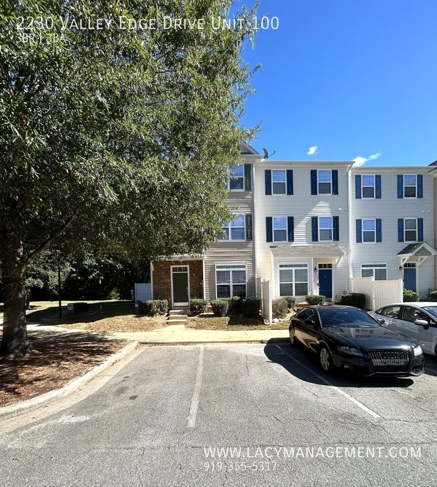 2230 Valley Edge Dr Unit 100 - Photo 3 of 13