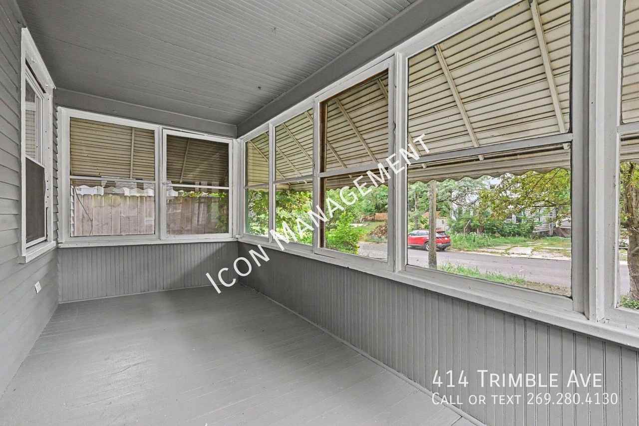 414 Trimble Ave - Photo 2 of 19