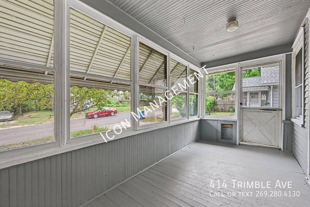 414 Trimble Ave - Photo 3 of 19