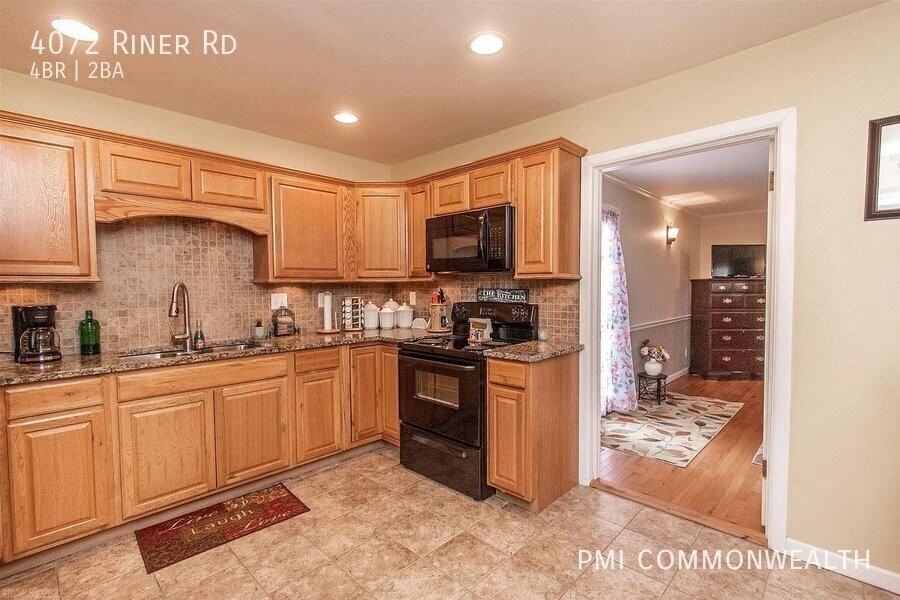 4072 Riner Rd - Photo 5 of 50