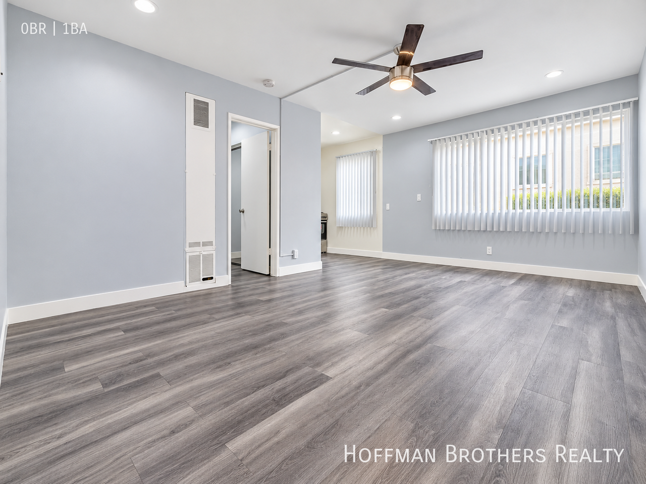 928 4th St #13 - Photo 4 of 10