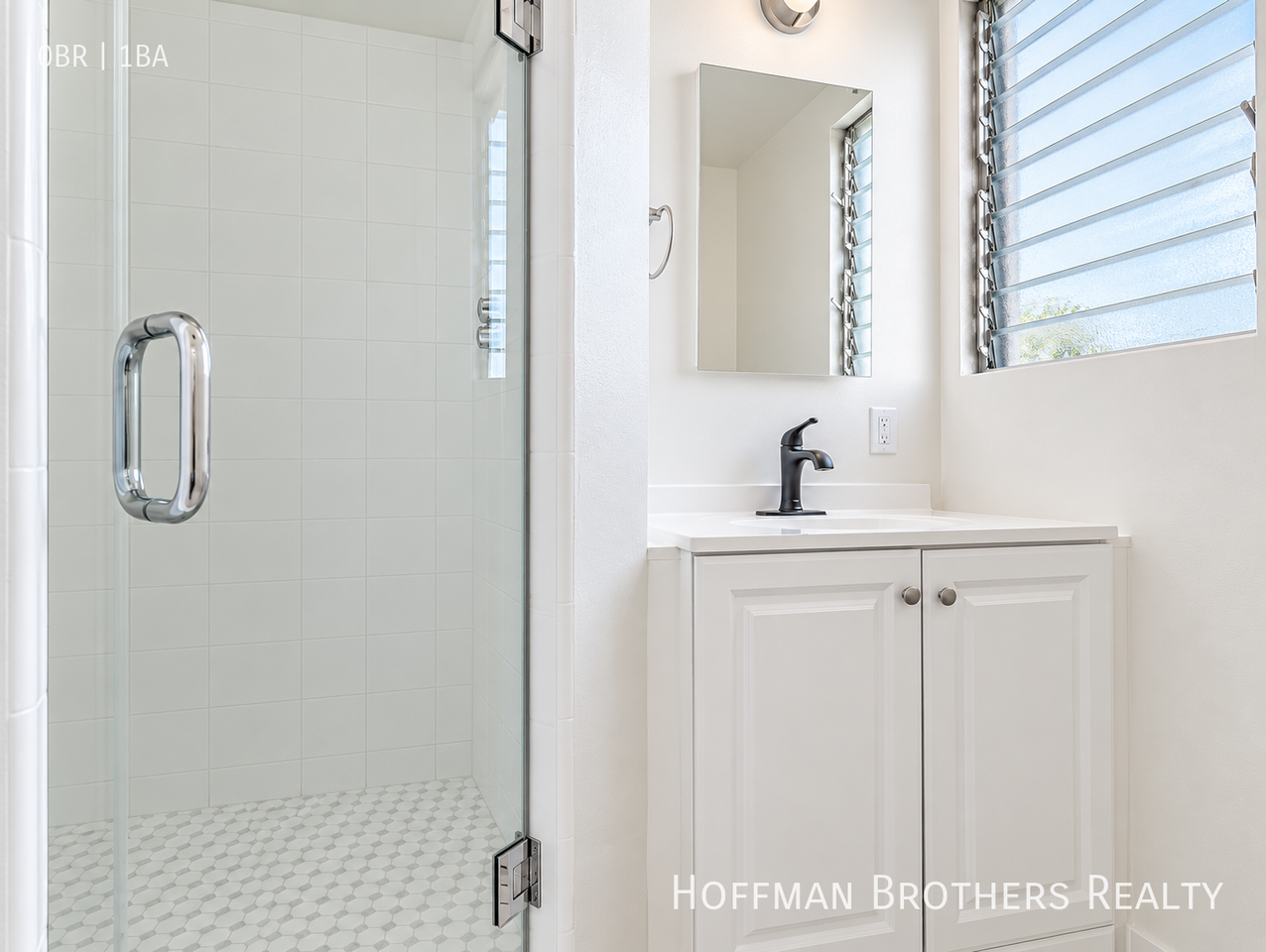 928 4th St #13 - Photo 7 of 10