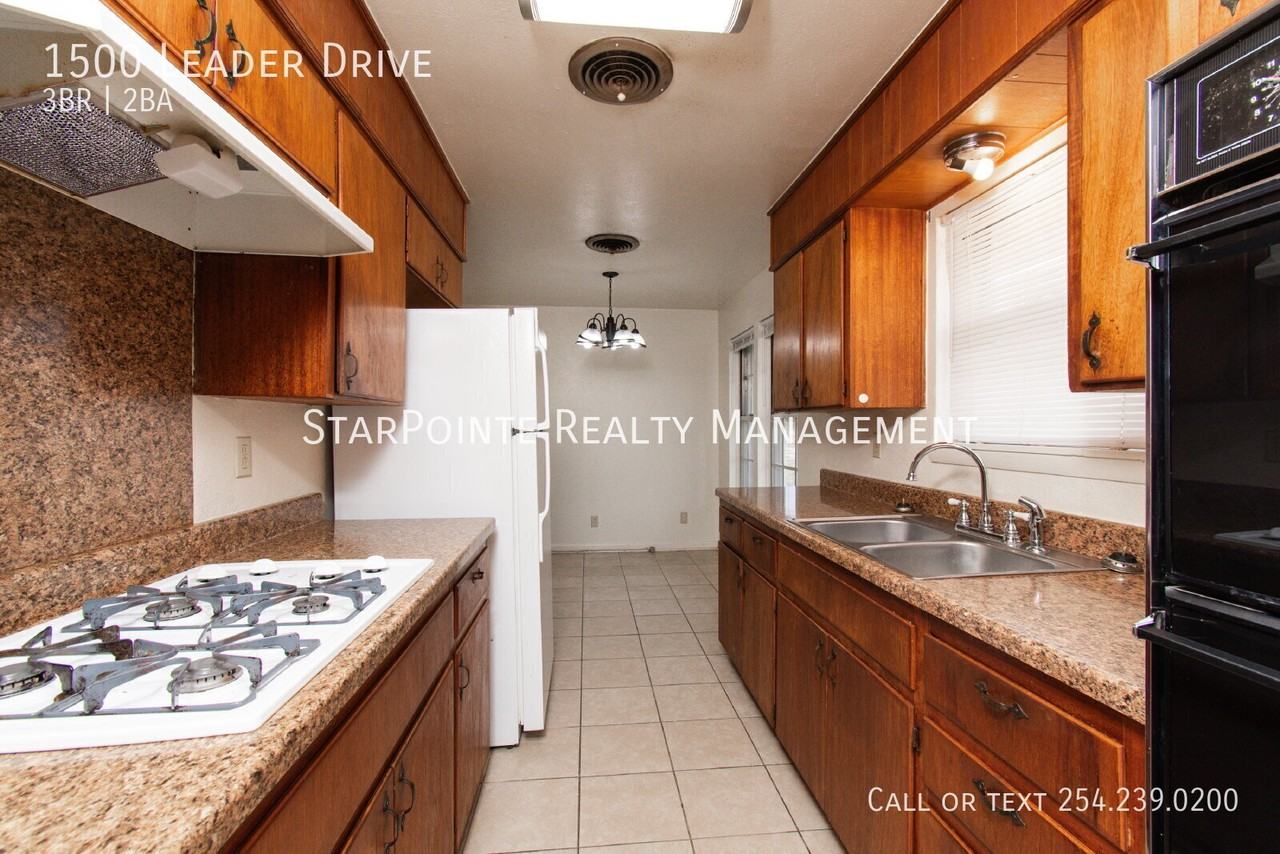 1500 Leader Dr - Photo 6 of 22