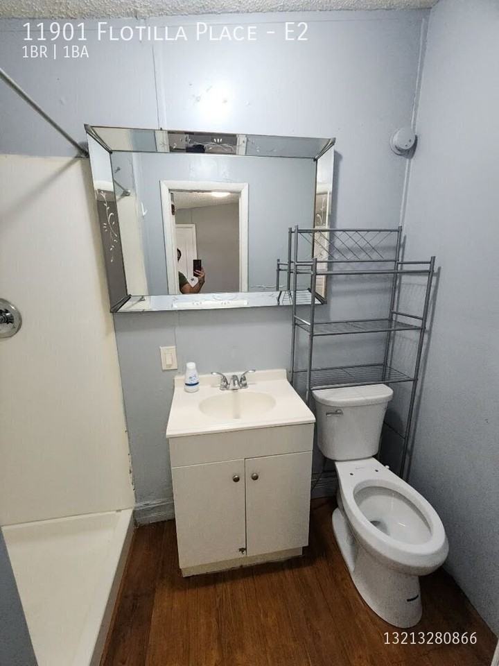 11901 Flotilla Pl #E2 - Photo 6 of 9