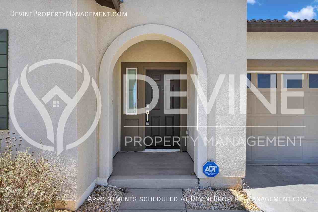 15644 Cobalt Rd - Photo 6 of 45