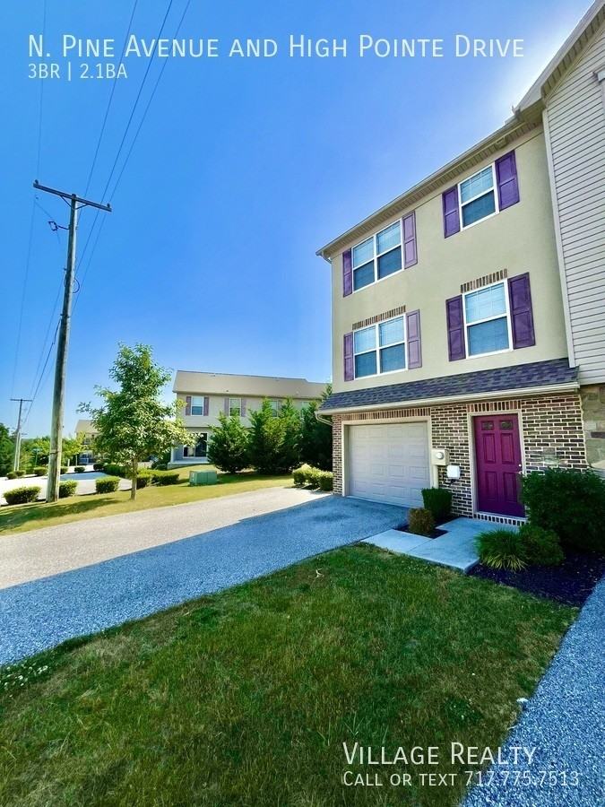 & HIGH POINTE DRIVE #209 - Photo 5 of 50