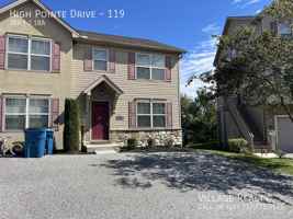 featured image of High Pointe Dr #119