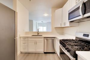 featured image of 1524 1st Ave #402