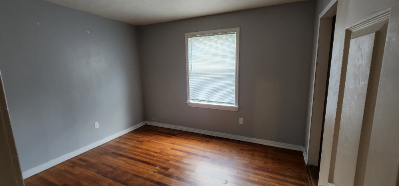 23 Haley St - Photo 7 of 9