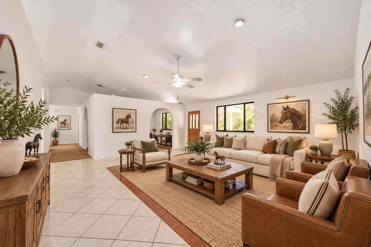 12136 Sw 41st Pl - Photo 2 of 11