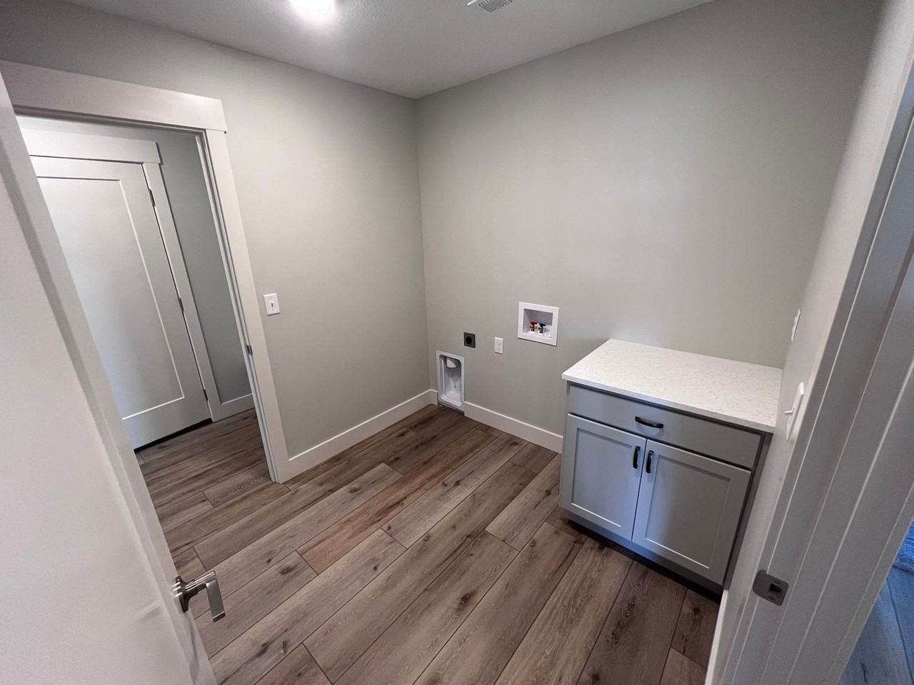 9172 Grammer Ct - Photo 4 of 16