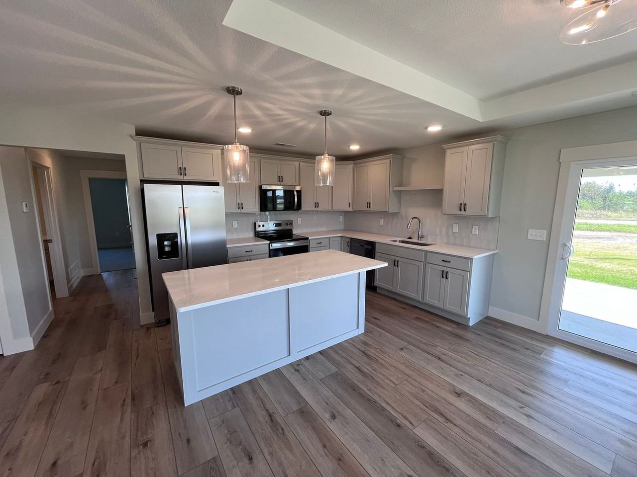 9172 Grammer Ct - Photo 6 of 16