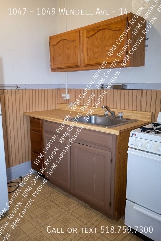 1047 - 1049 Wendell Ave #14 - Photo 7 of 7