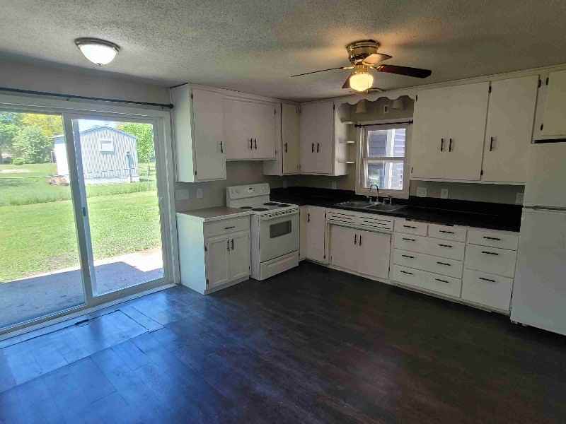 402 W Grant St - Photo 5 of 16