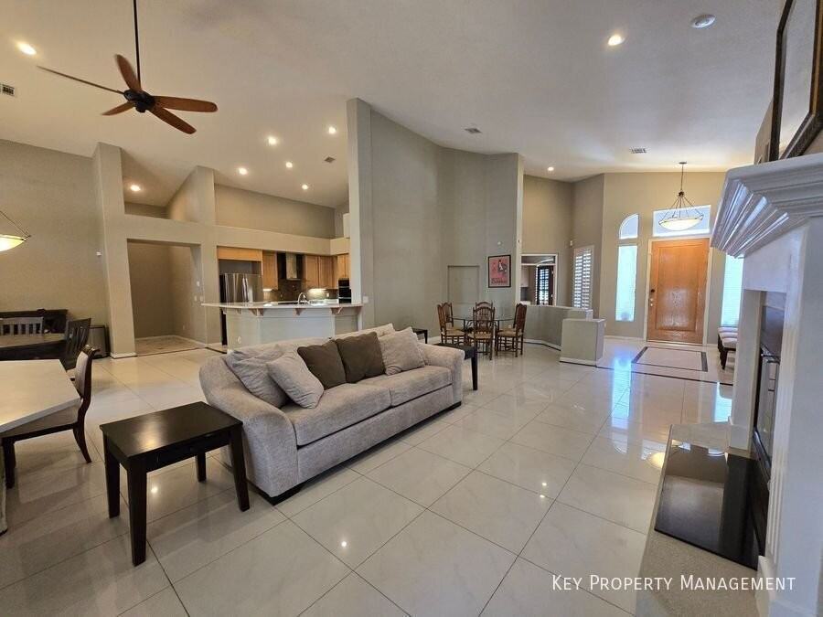 605 Summer Mesa Dr - Photo 5 of 43