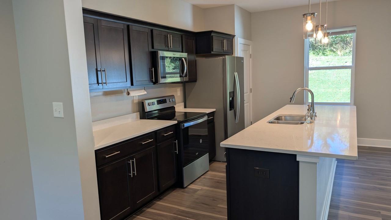 2006 Stefano Dr - Photo 4 of 27