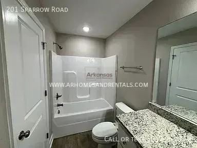201 Sparrow Rd - Photo 5 of 11