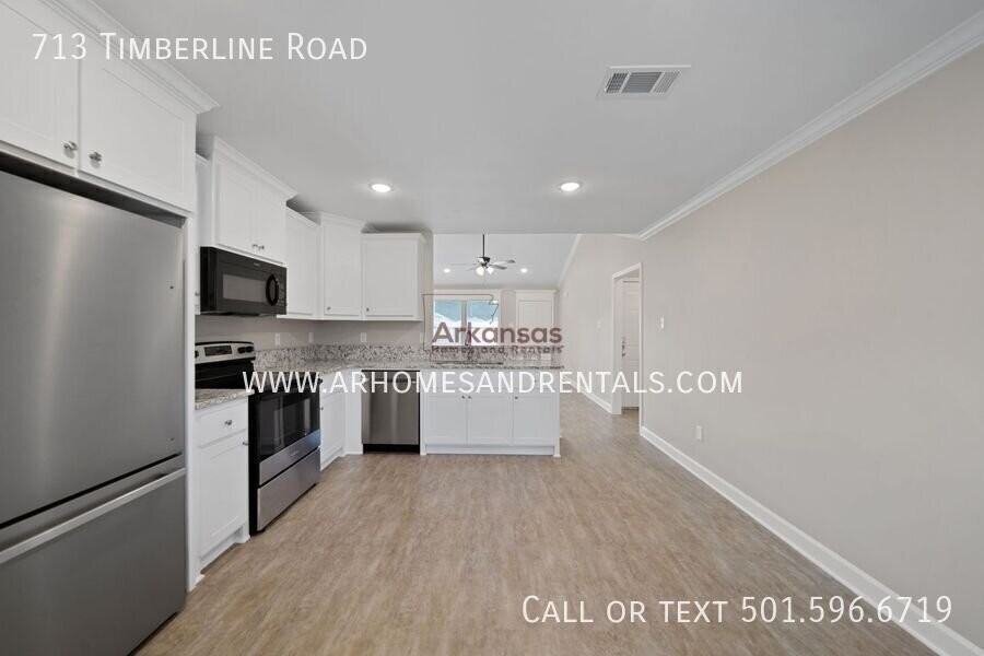 713 Timberline Rd - Photo 3 of 13