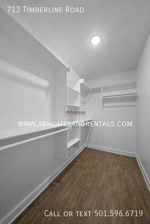 713 Timberline Rd - Photo 6 of 13