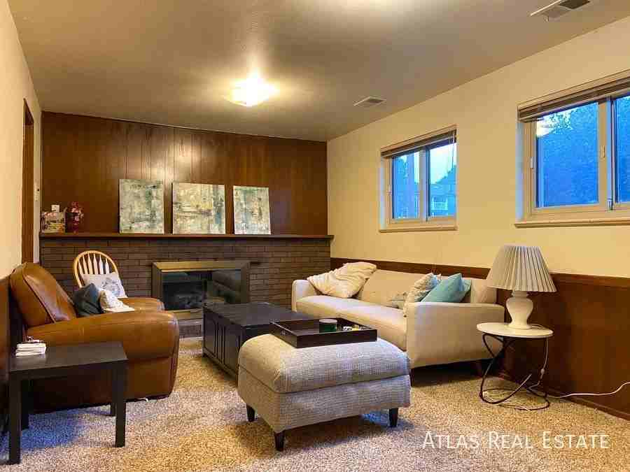 3482 S Dallas Ct - Photo 7 of 19