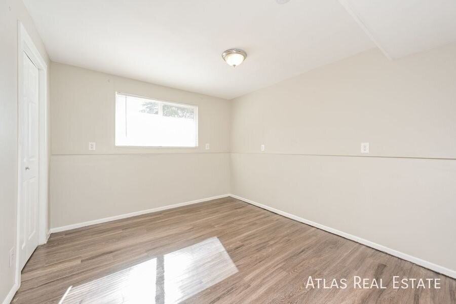9936 Fillmore St - Photo 6 of 21