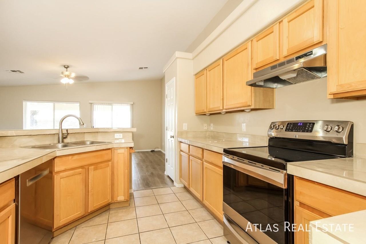2398 W Horseshoe Pl - Photo 2 of 22