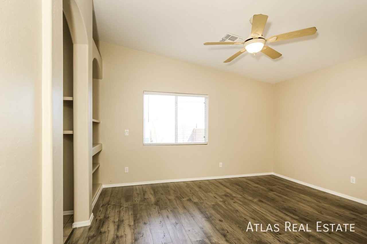 2398 W Horseshoe Pl - Photo 4 of 22