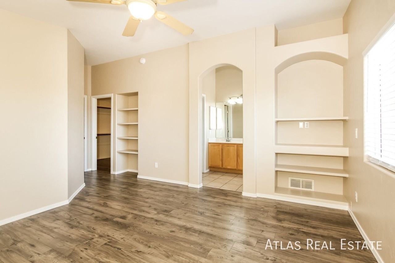 2398 W Horseshoe Pl - Photo 6 of 22