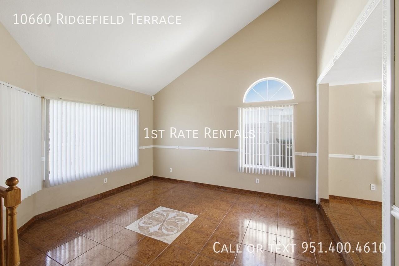 10660 Ridgefield Ter - Photo 2 of 15
