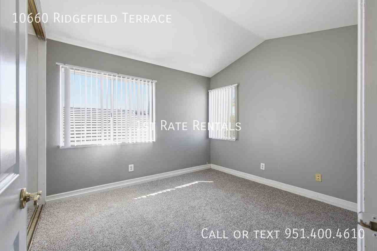10660 Ridgefield Ter - Photo 7 of 15
