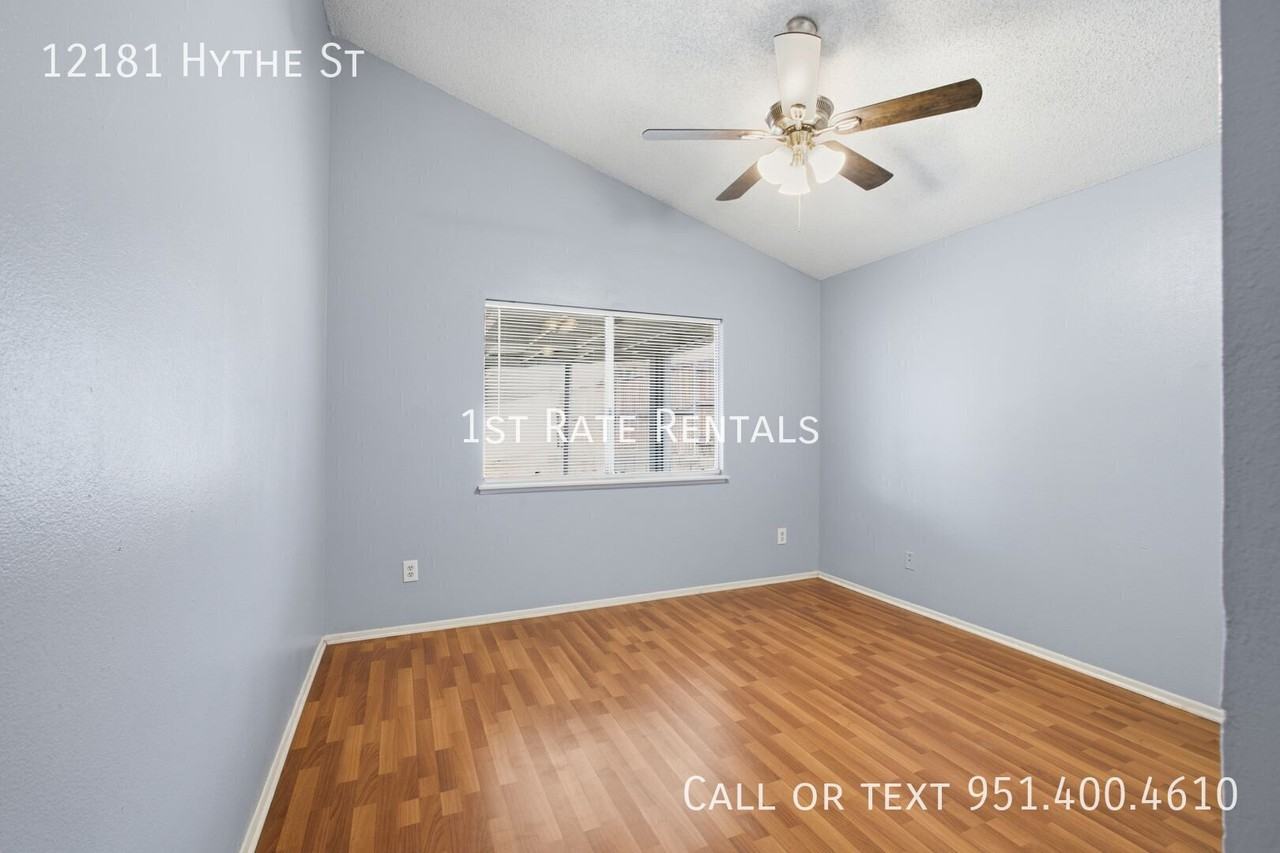 12181 Hythe St - Photo 7 of 10