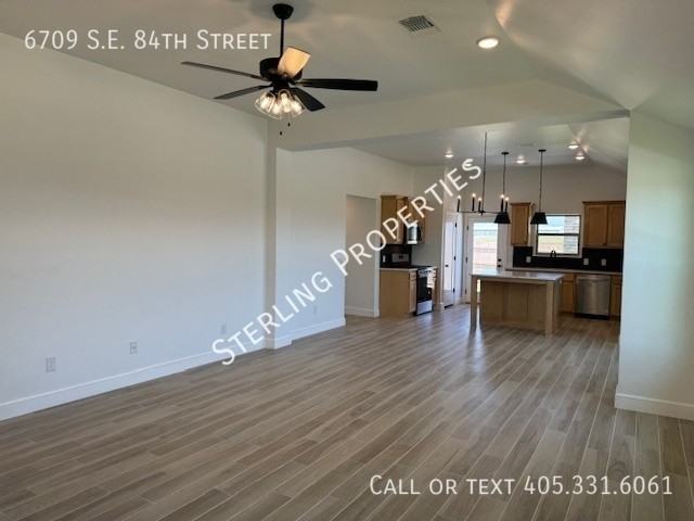 6709 Se 84th St - Photo 4 of 34