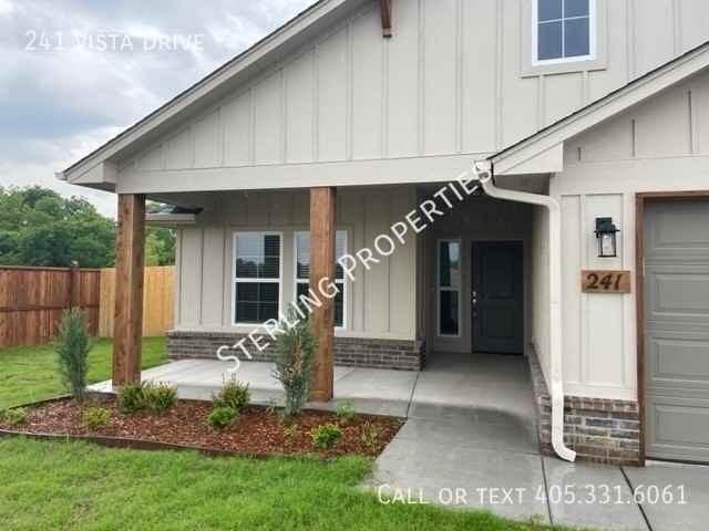 241 Vista Dr - Photo 2 of 33