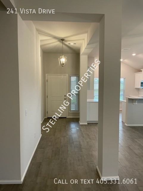 241 Vista Dr - Photo 3 of 33