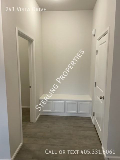 241 Vista Dr - Photo 4 of 33