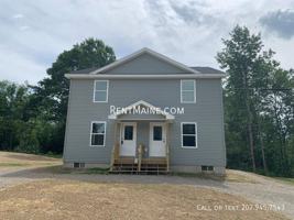 featured image of 11 Twin Oak Dr