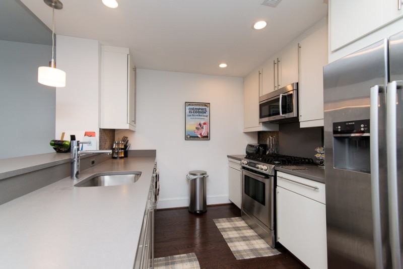 1222 4th St Nw #1 - Photo 3 of 11